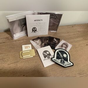 Taylor Swift The Tortured Poets Department The Manuscript Collectors Edition CD